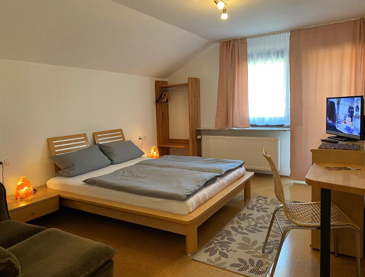 Gaestehaus Elisabeth Poppenhausen Bagian luar foto